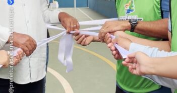 Prefeitura inaugura ginásio de esportes coberto em Estrela do Maceió